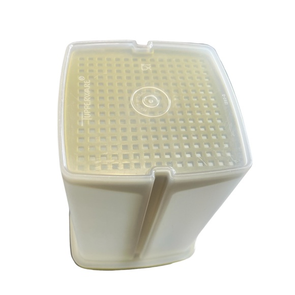 Tupperware Pic-a-Dillo vintage 1970’s pickle Keeper Avocado Green - Picture 5 of 9